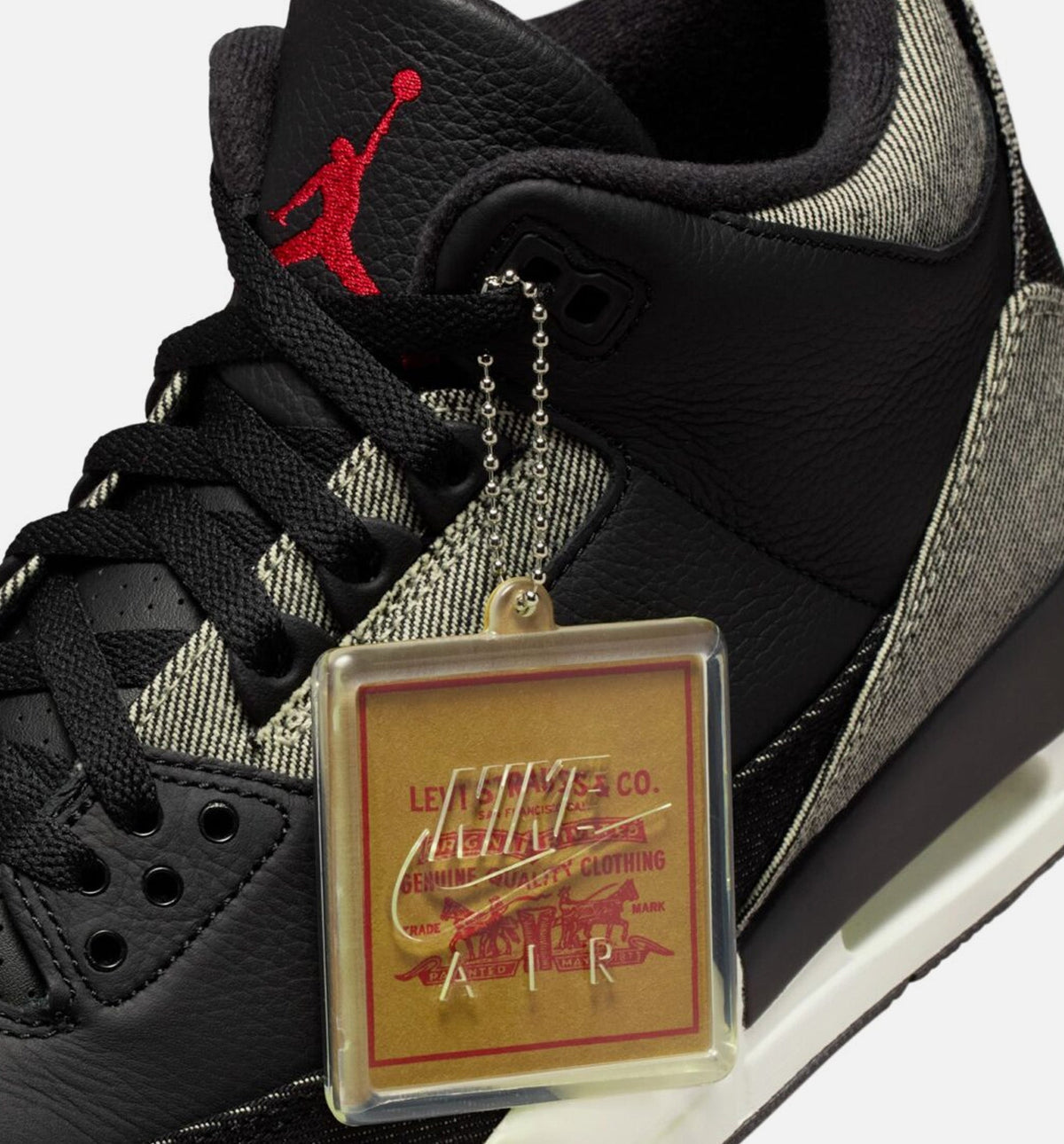 Air Jordan 3 x Levi's Black and White 男款生活方式运动鞋 - 牛仔布/黑色/健身红