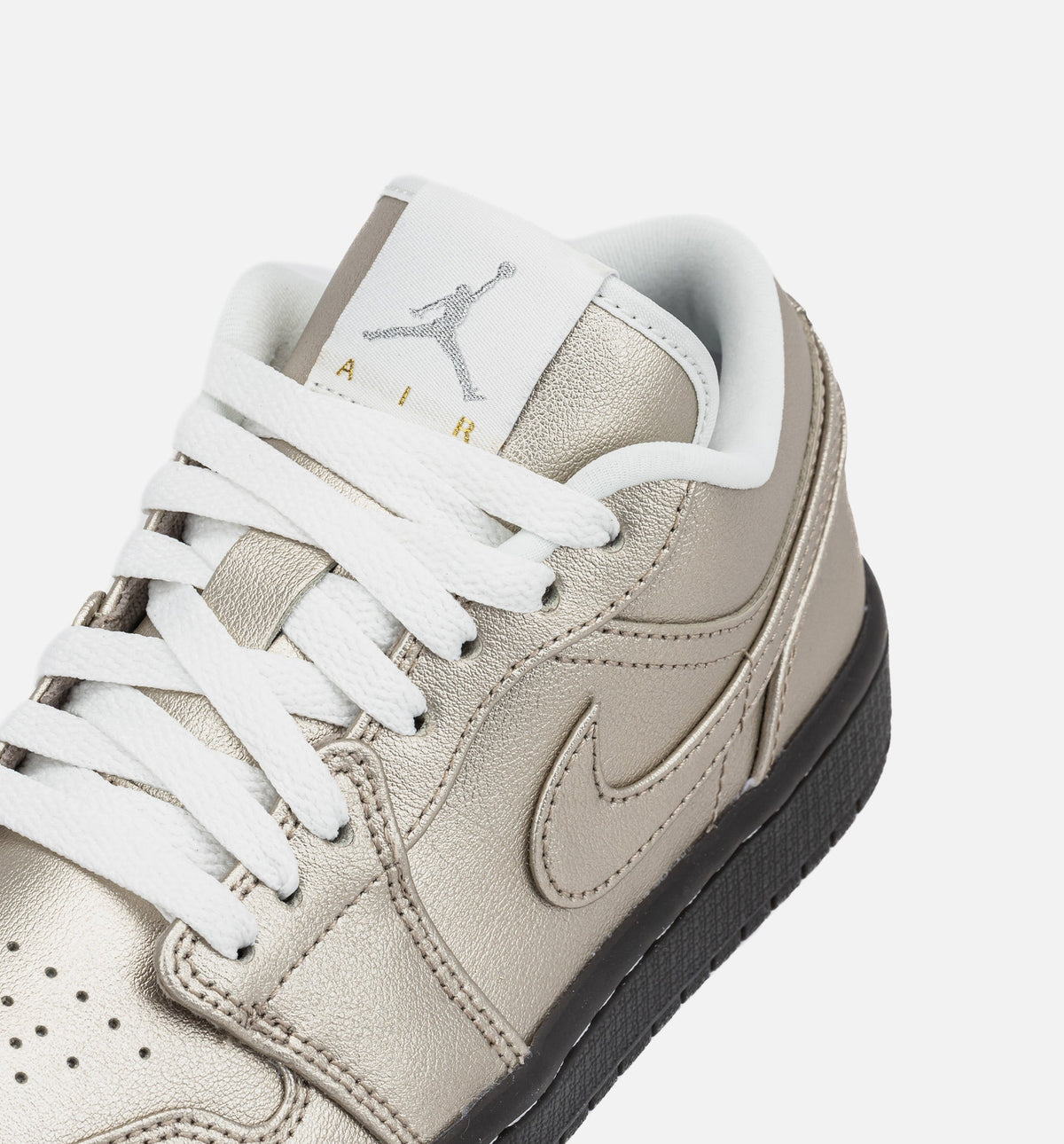 Air Jordan 1 Low SE Metallic Zinc - 女款生活方式运动鞋（金属锡/峰白/丝绒棕）