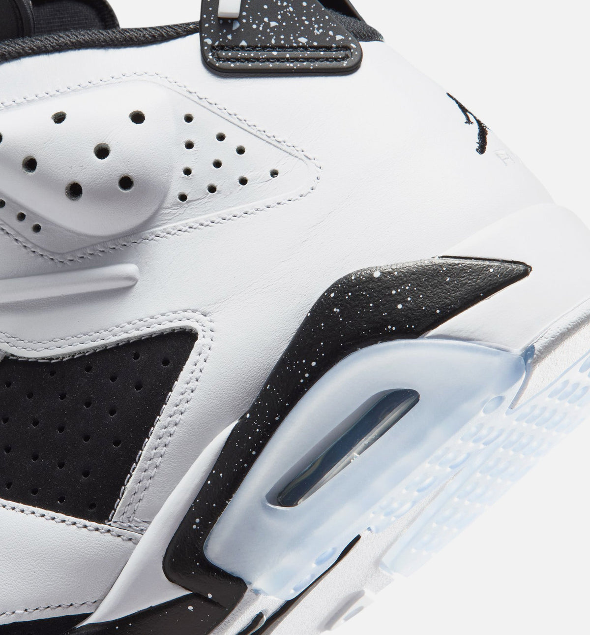 Air Jordan 6 Retro Black And White 男款生活方式运动鞋 - 黑色/白色