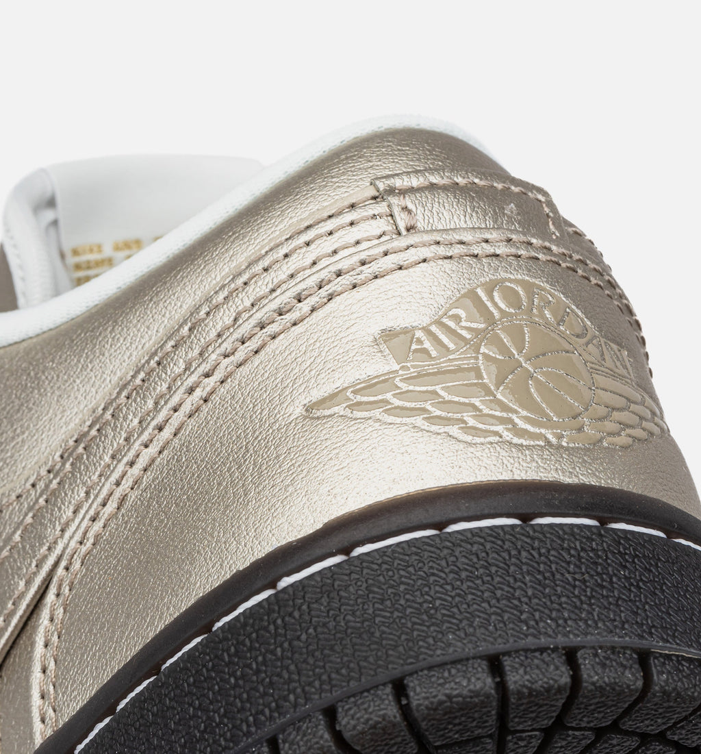 Air Jordan 1 Low SE Metallic Zinc - 女款生活方式运动鞋（金属锡/峰白/丝绒棕）