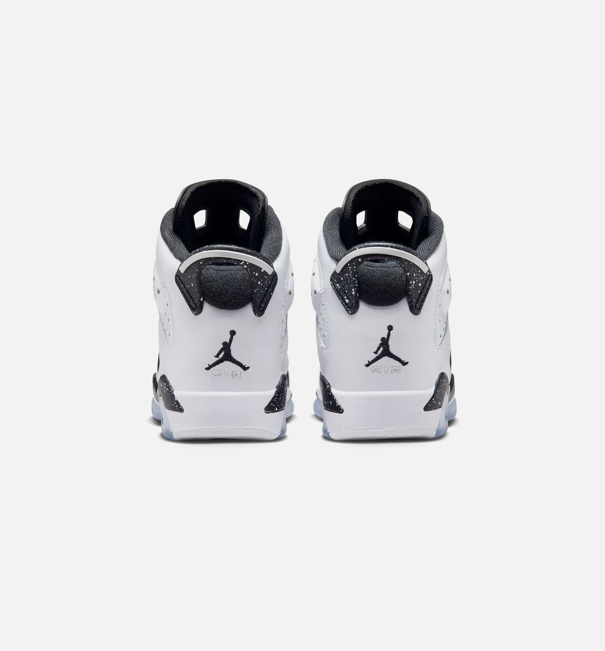 Air Jordan 6 Retro Black And White 小学生生活方式运动鞋 - 黑色/白色