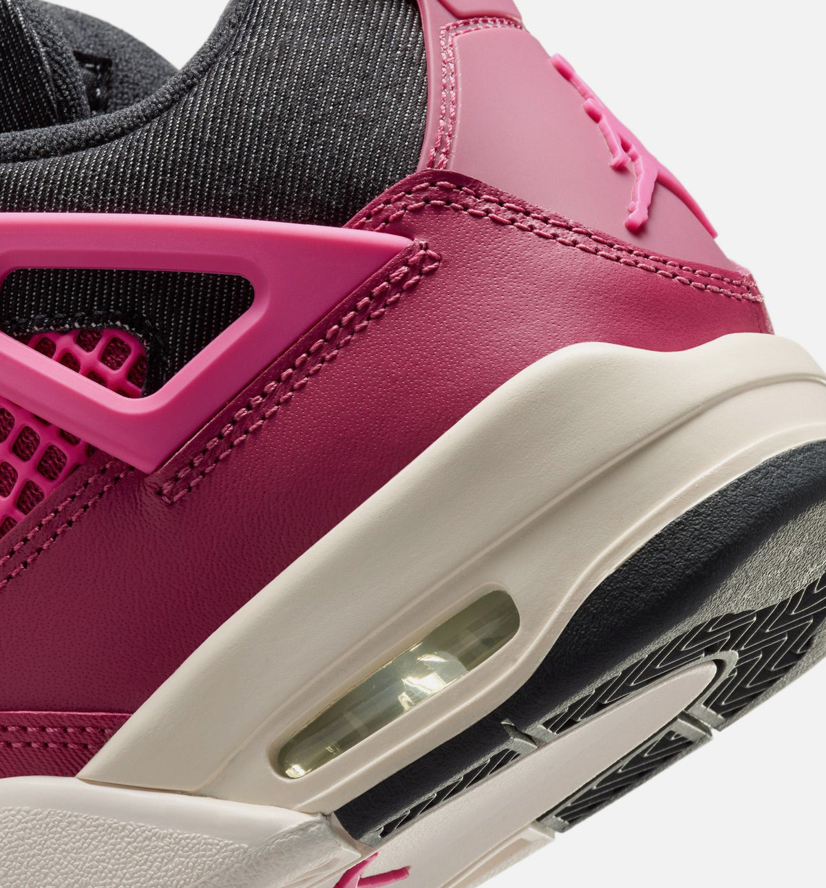Air Jordan 4 Retro She's A Star 小学生生活方式运动鞋 - 甜甜甜茱/沙漠粉/深黑/粉笔