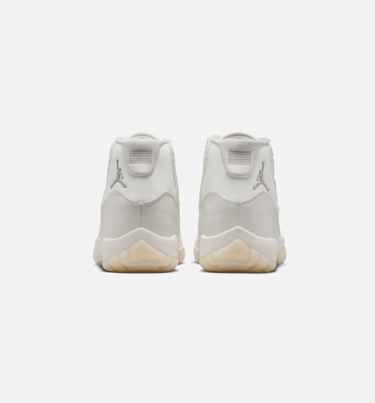 Air Jordan 11 Retro Pearl 女款生活方式运动鞋 - 帆布白/珍珠灰/白色/金属银