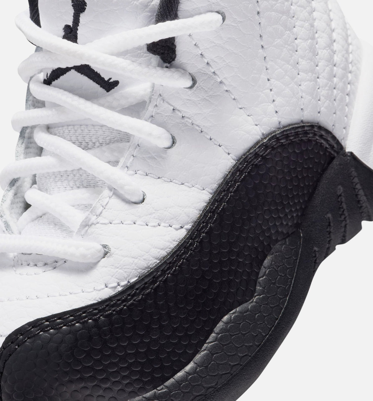 Air Jordan 12 Retro Taxi 婴幼儿生活方式运动鞋 - 白色/黑色/出租车黄