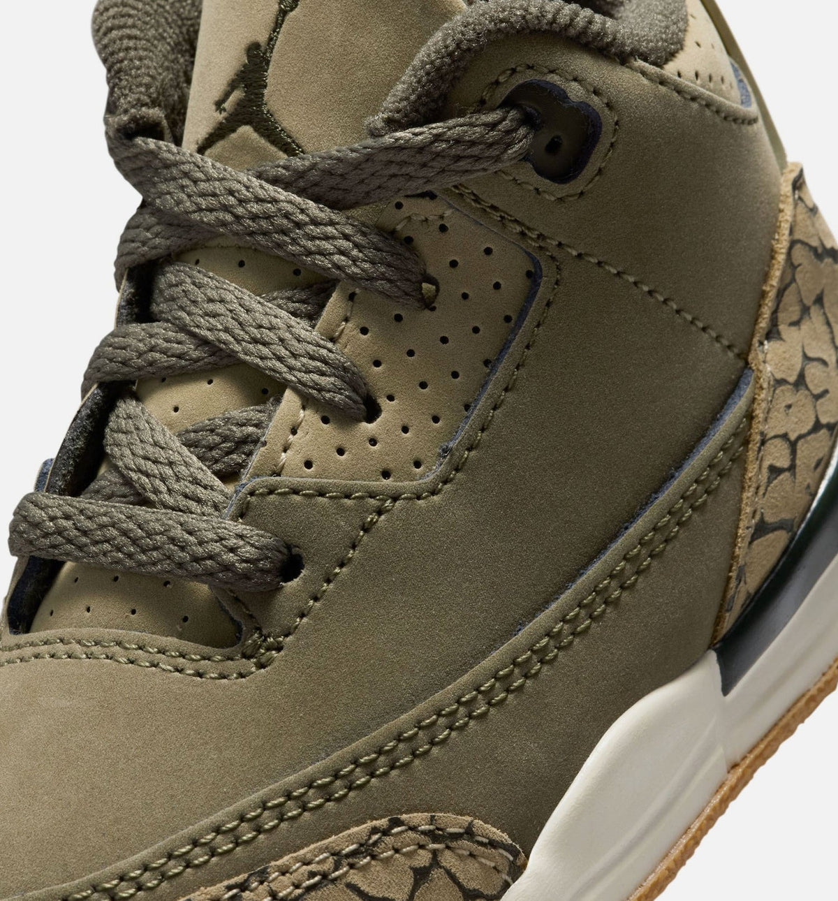 Air Jordan 3 Retro Medium Olive - 婴幼儿生活方式运动鞋（中橄榄绿/巫杆森综/中性橄榄/帆布白）