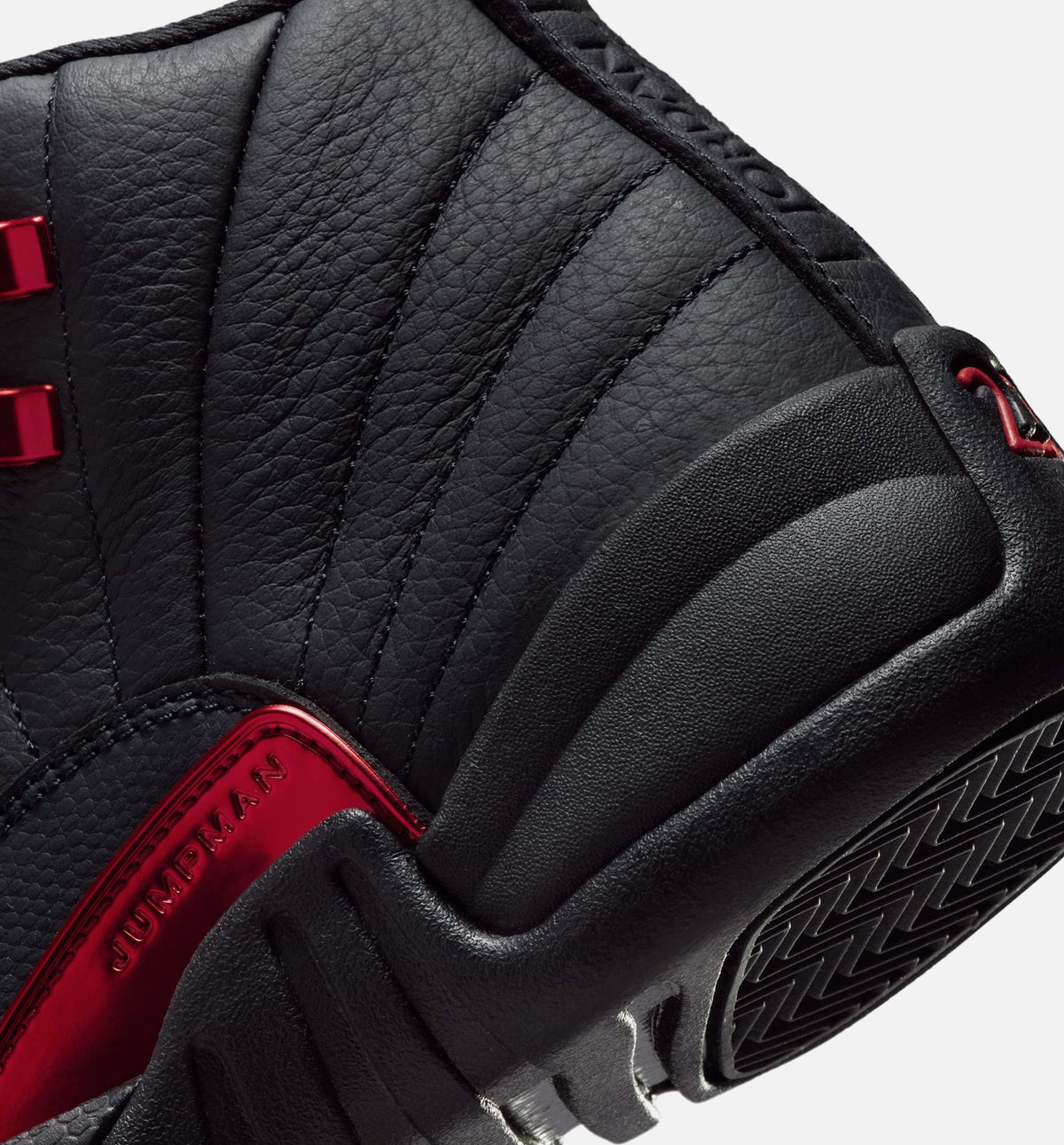 Air Jordan 12 Retro Bloodline 小学生生活方式运动鞋 - 黑色/校服红