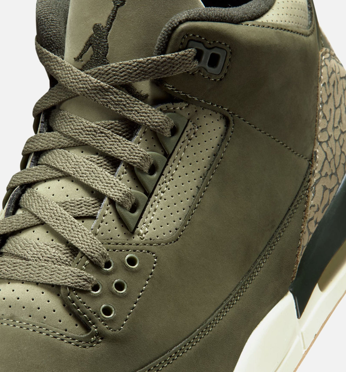 Air Jordan 3 Retro Medium Olive - 男款生活方式运动鞋（中橄榄绿/巫杆森综/中性橄榄/帆布白/火红）