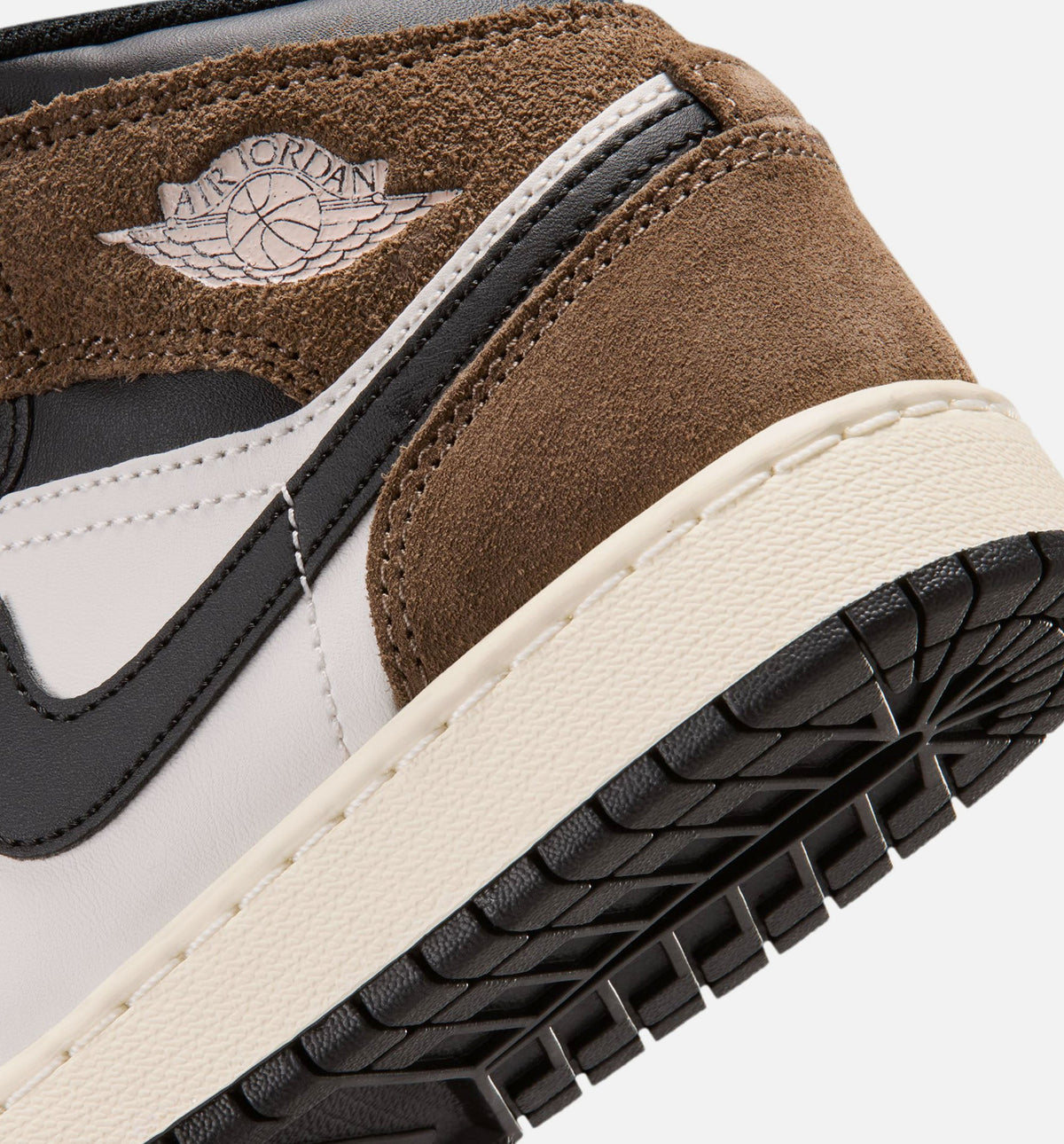 Air Jordan 1 Mid - 青少年生活方式运动鞋（黑/幻影白/帕洛米诺棕/大学红）