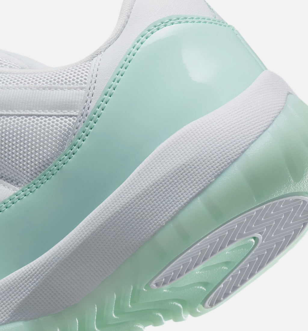 Air Jordan 11 Retro Low Igloo - 女款生活方式运动鞋（白/冰屋绿）