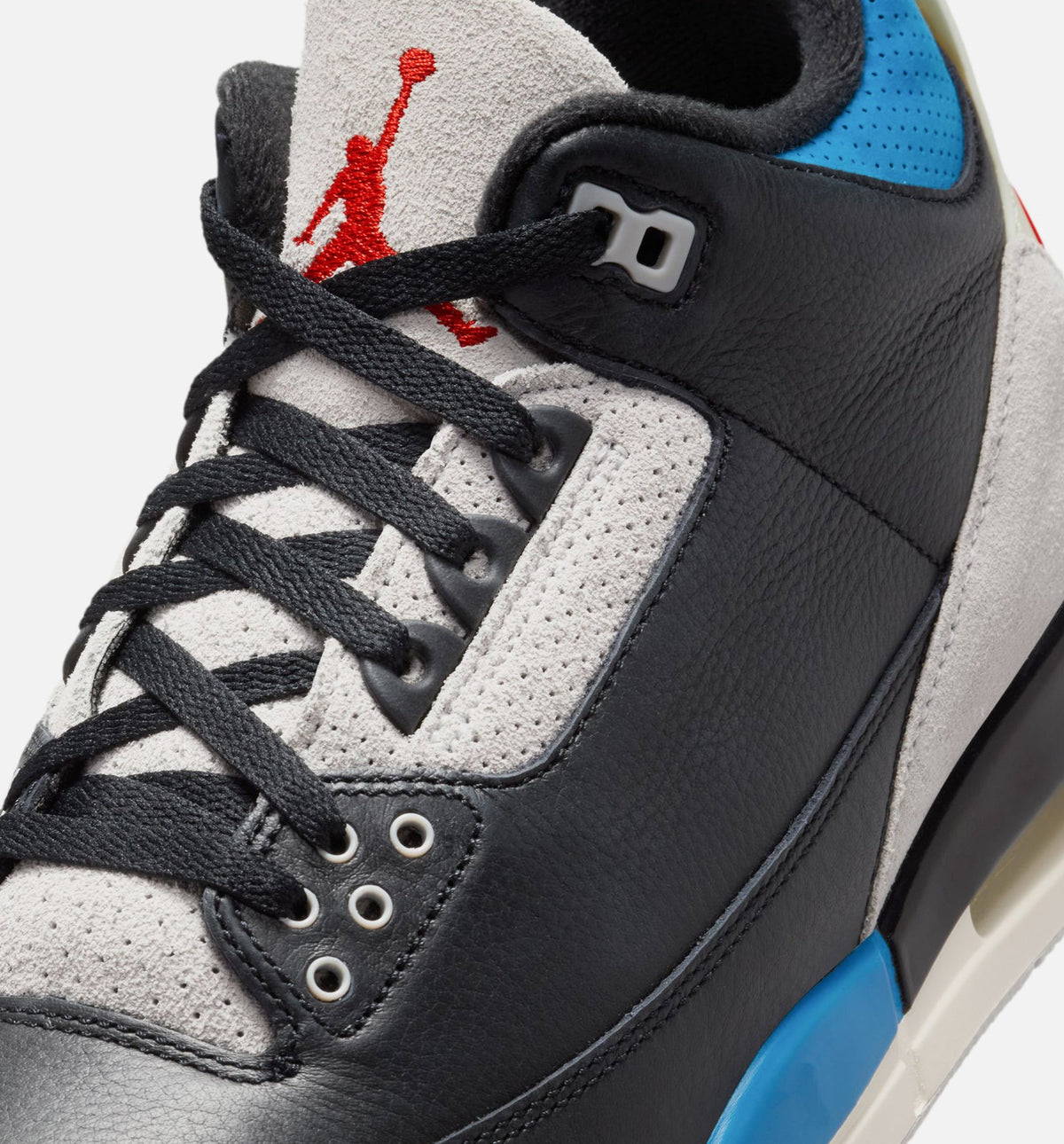 Air Jordan 3 Retro OG Rare Air - 男款生活方式运动鞋（黑/智利红/中性灰）
