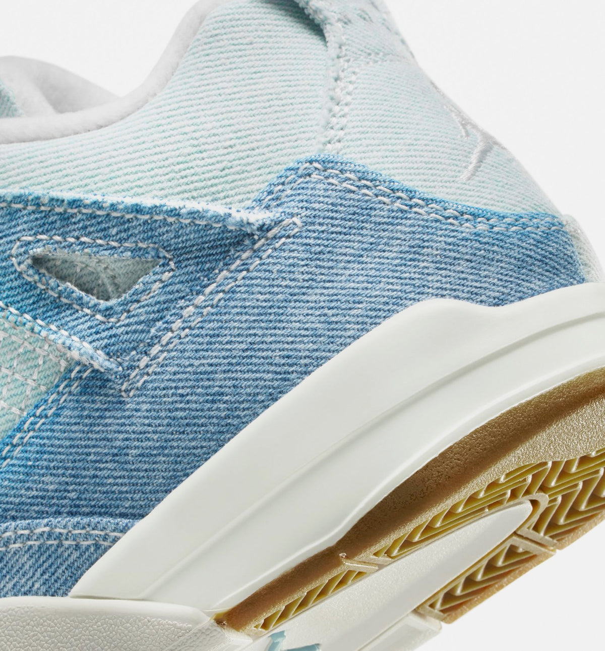 Air Jordan 4 Retro Worn Blue 学前儿童生活方式运动鞋 - 帆布白/夏旧蓝/金色