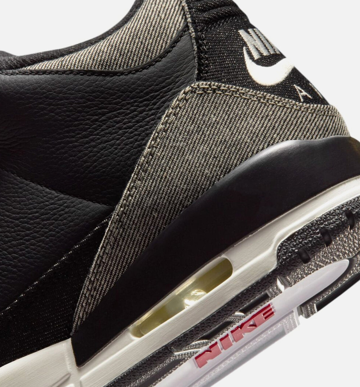 Air Jordan 3 x Levi's Black and White 男款生活方式运动鞋 - 牛仔布/黑色/健身红