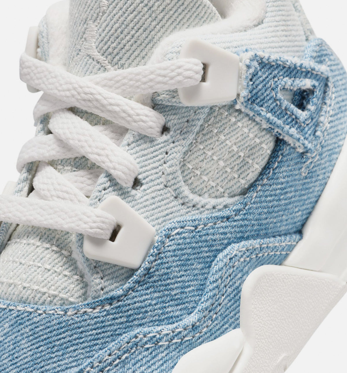 Air Jordan 4 Retro Worn Blue 婴幼儿生活方式运动鞋 - 帆布白/夏旧蓝/金色