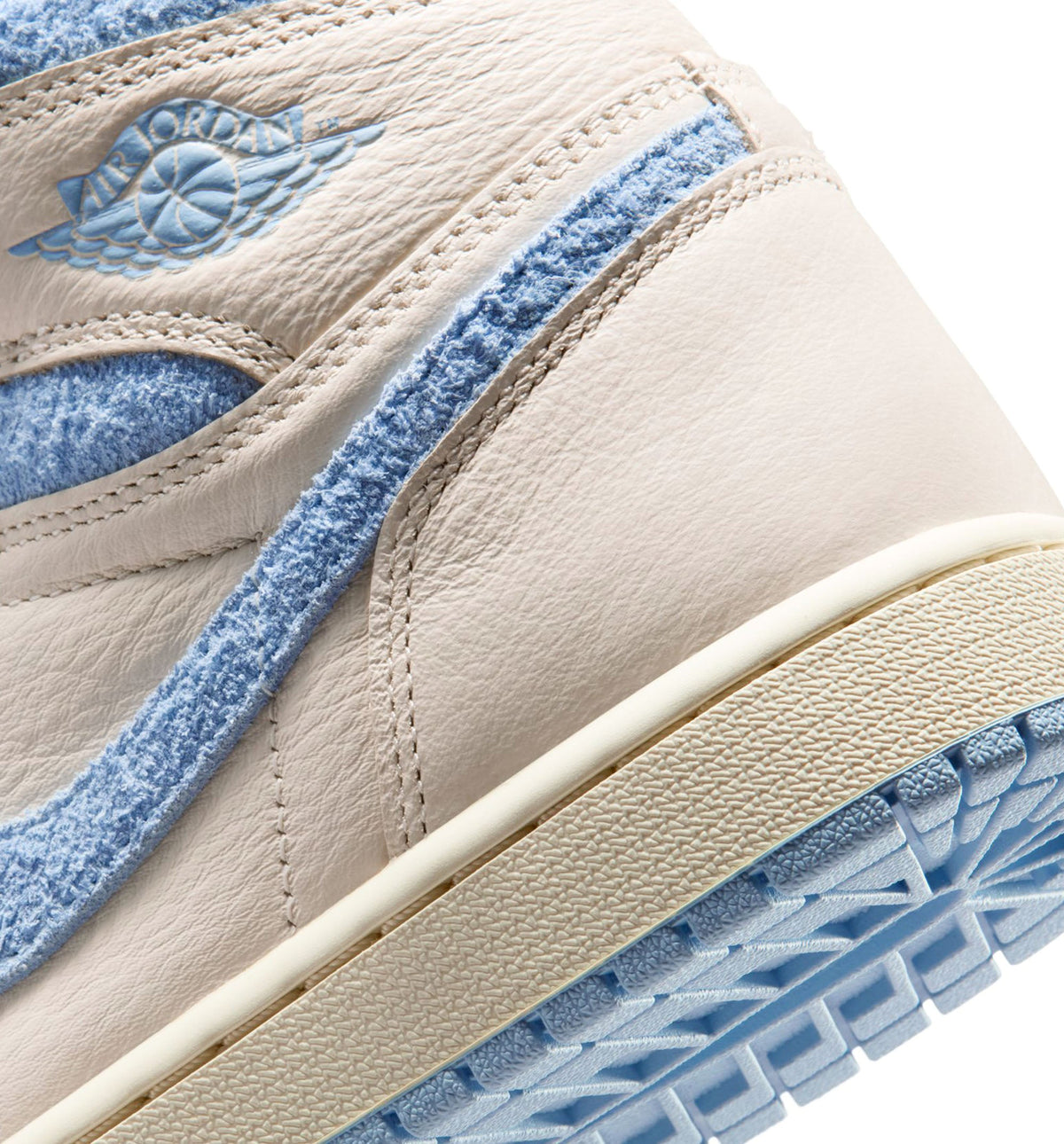 Air Jordan 1 Retro High OG Psychic Blue - 女款生活方式运动鞋（淡象牙/神秘蓝/源奴奶白）